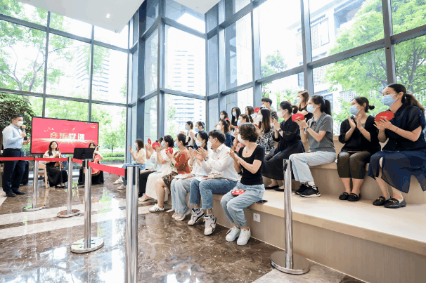 同过一场主题党日活动gif.gif 同过一场主题党日活动gif.gif